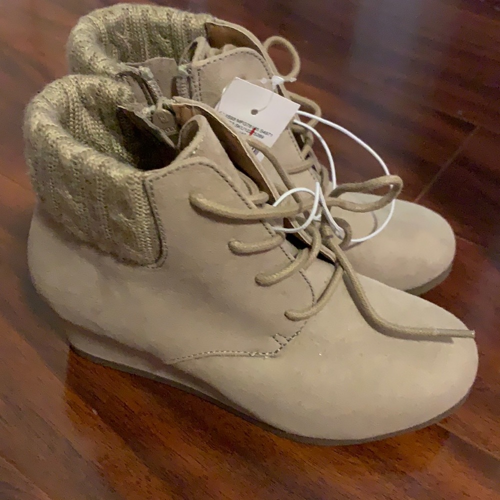 Justice boots for girls size 1